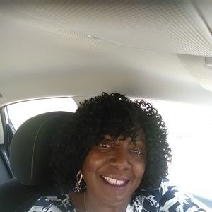 Meet your Posher, Cynthia